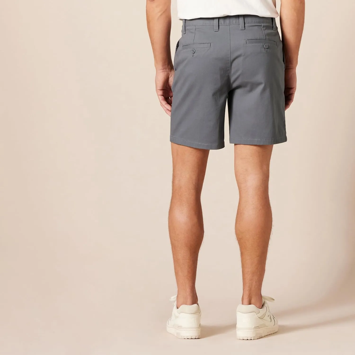 Amazon Essentials Men's Slim-Fit 7" Stretch Chino Short