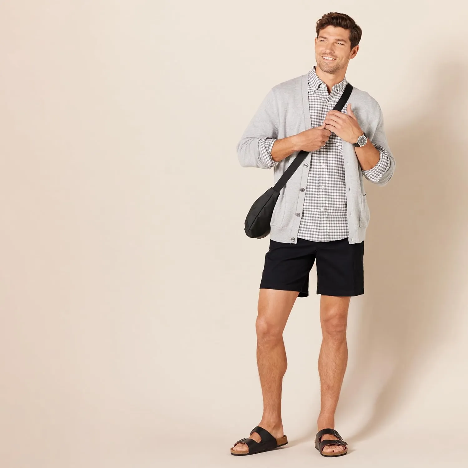 Amazon Essentials Men's Slim-Fit 7" Stretch Chino Short