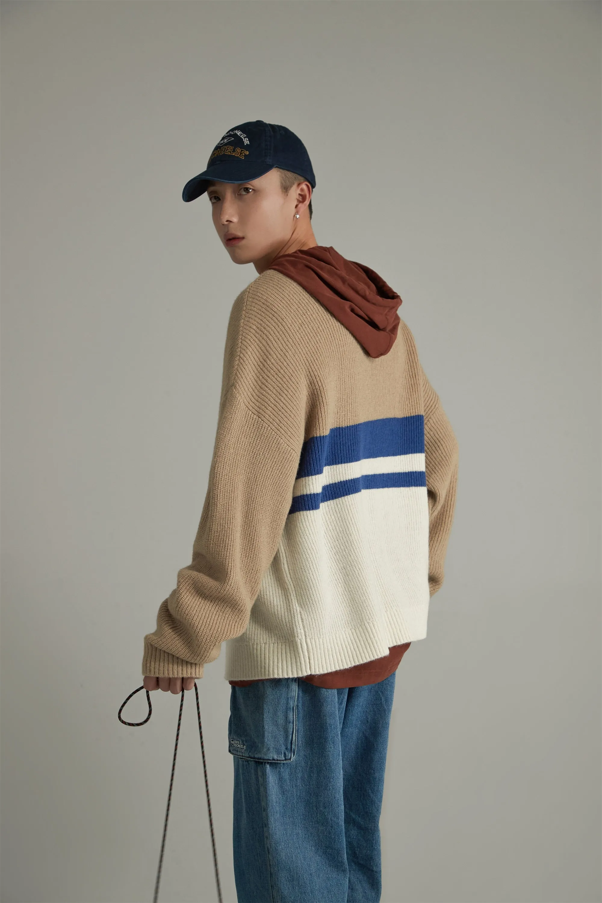 Contrast Stripes Knit Button Cardigan