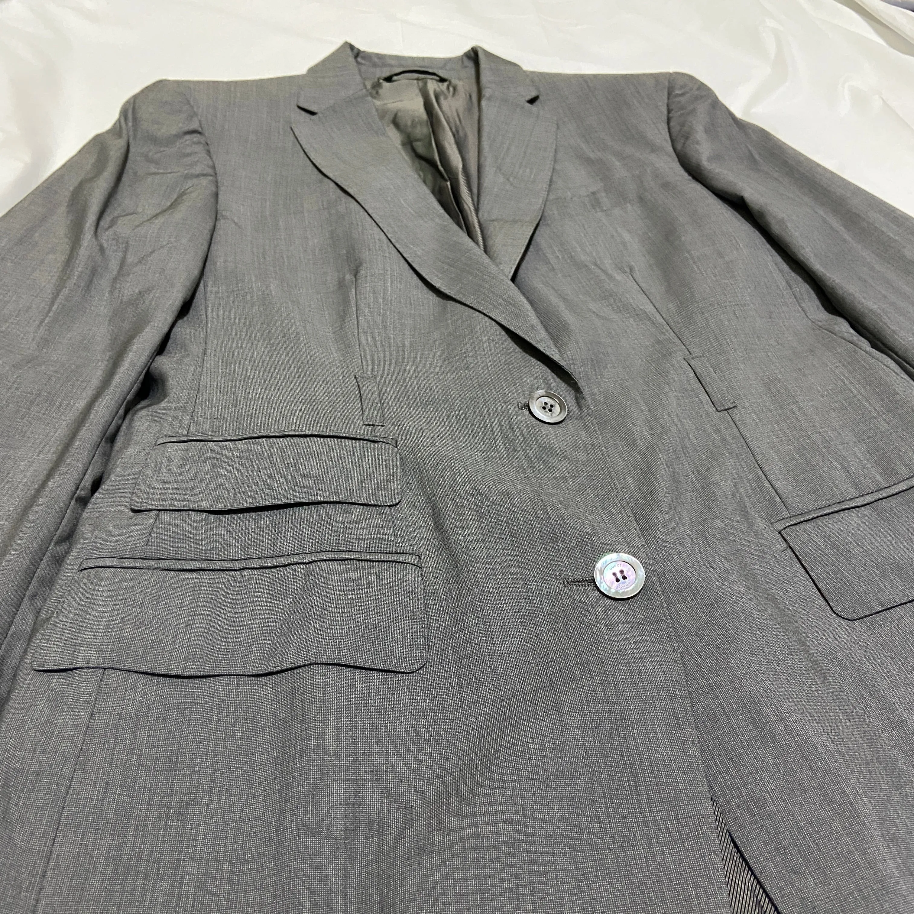 Gucci 1999 grey wool suit with belt holster 42