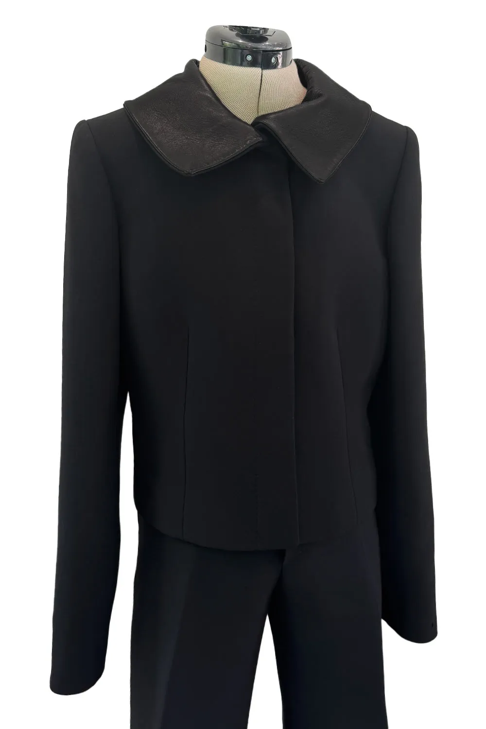 Minimalist Fall 2000 Gucci by Tom Ford Runway Look 3 Black Pant Suit w Leather Collar Detailing