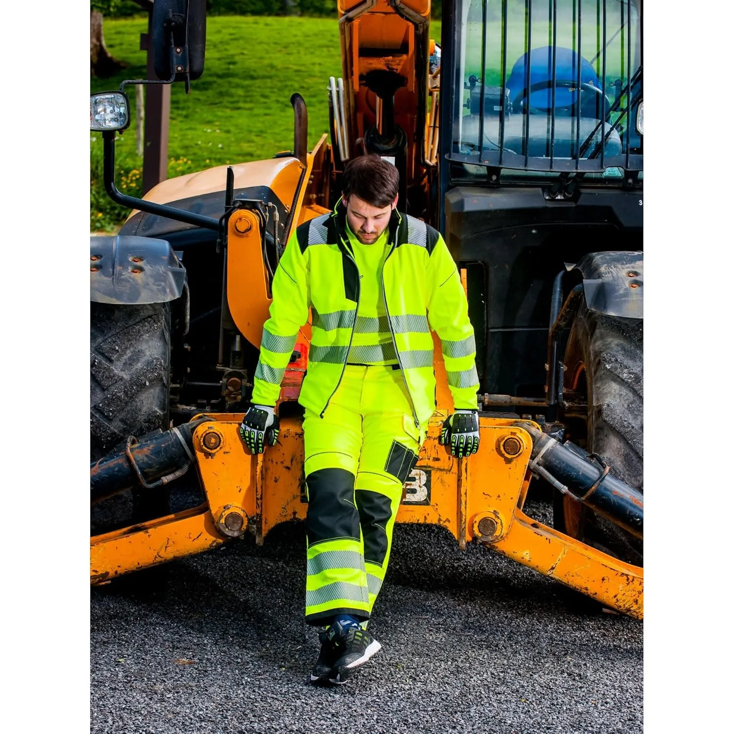 Portwest PW3 Hi-Vis Softshell Jacket Work Safety Protective Reflective Waterproof Coat ANSI 3, X Large